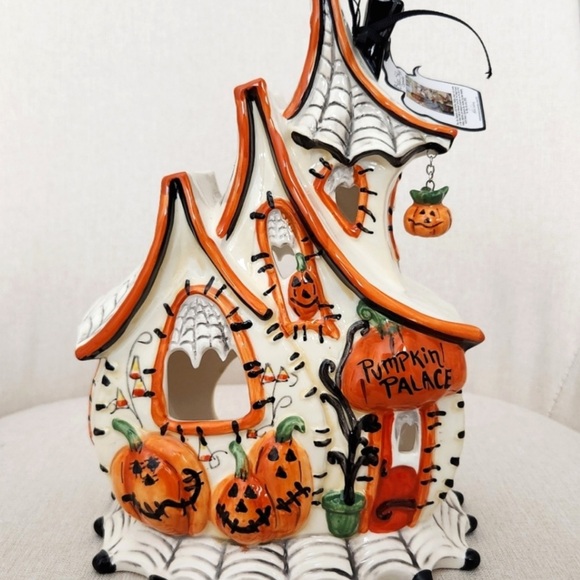 Blue Sky Clayworks Pumpkin Palace Halloween Tealight Candle House - New - Picture 1 of 1